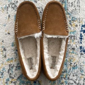 Koolaburra by Ugg moccasin slippers. Never worn, no box.